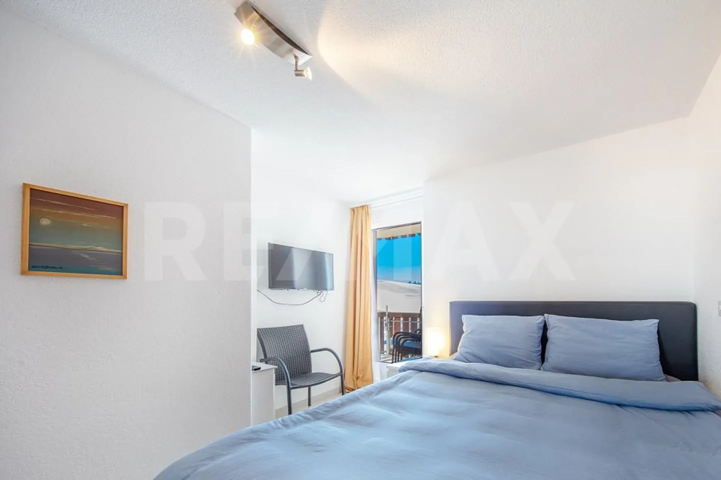 Appartement de vacances attrayant et meublé de 2,5 pièces sur la terrasse ensoleillée de Stoos SZ - Photo 3 sur 13