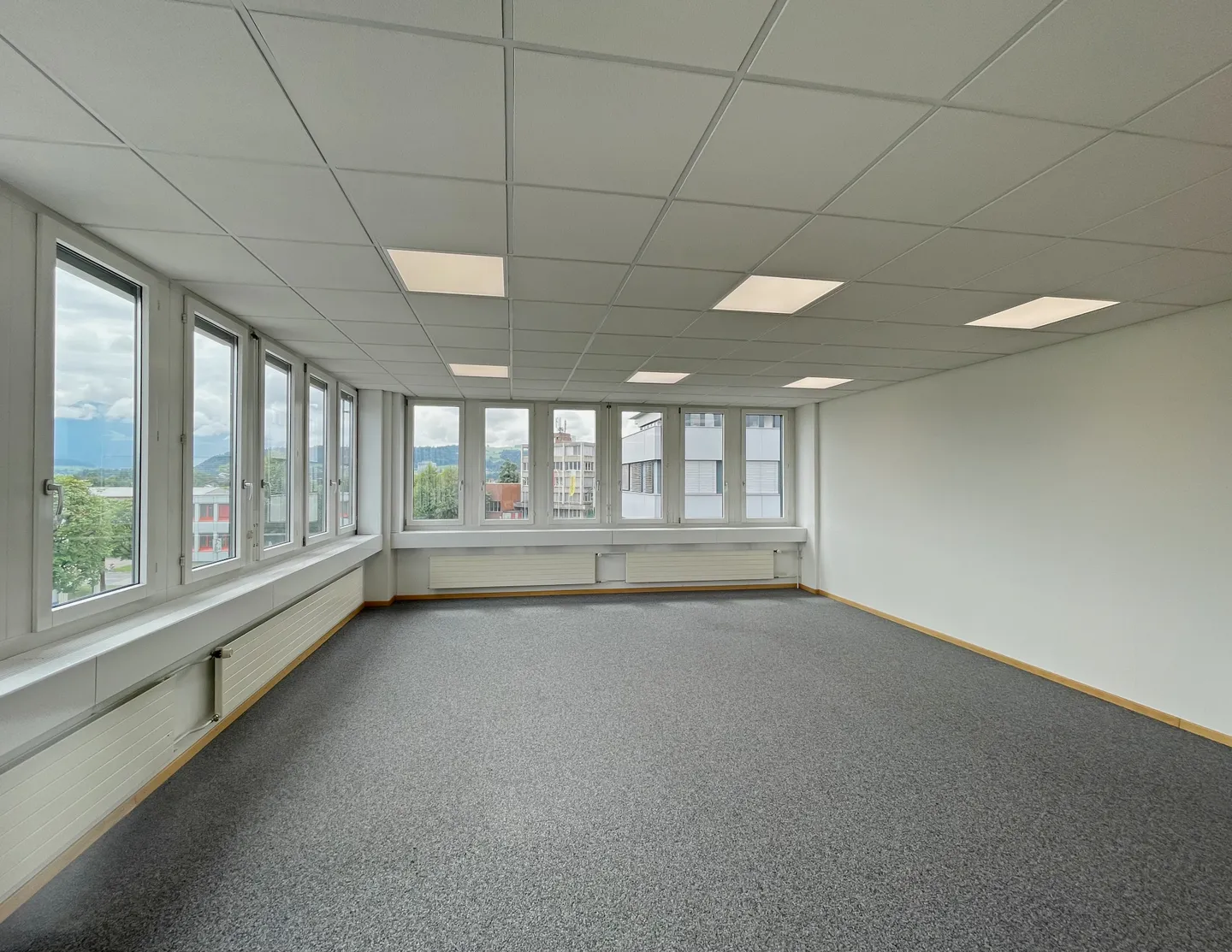 Your new favorite workplace - fully equipped with kitchenette! - Photo 4 of 6