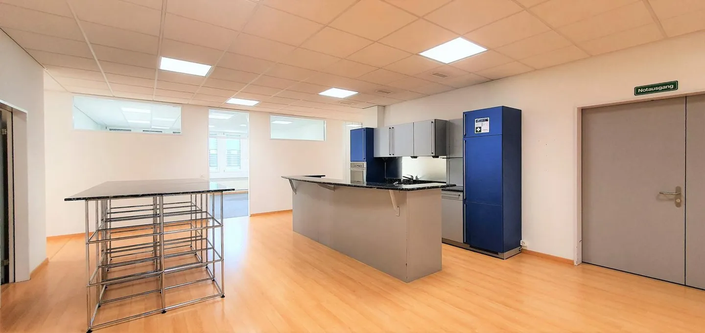 Your new favorite workplace - fully equipped with kitchenette! - Photo 5 of 6