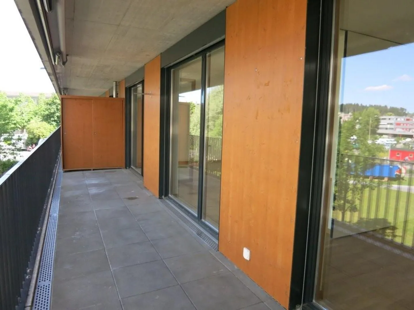 Modern city apartment in the center of Biel - Photo 8 of 8