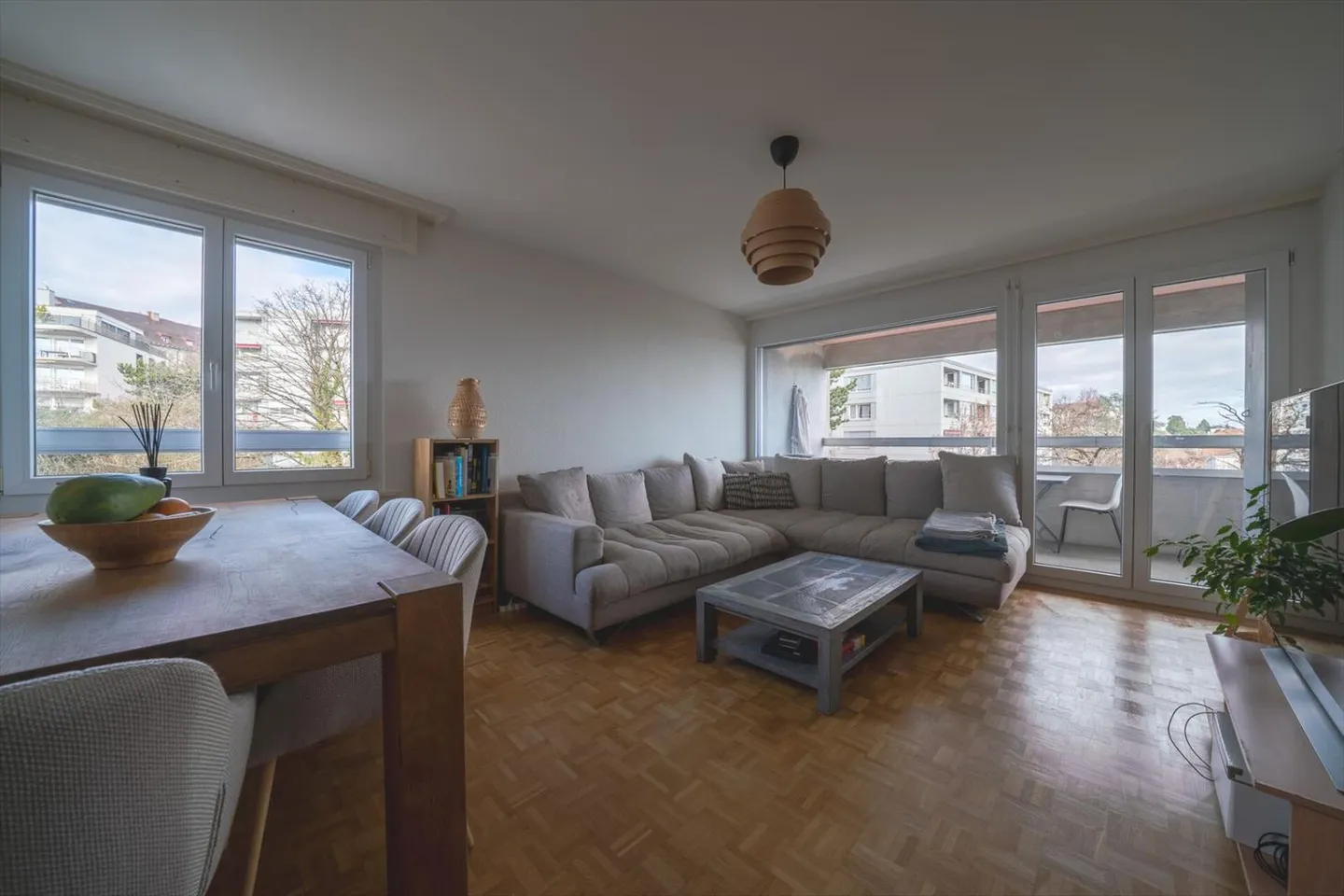 Appartamento 2.5 stanze - Foto 2 di 7