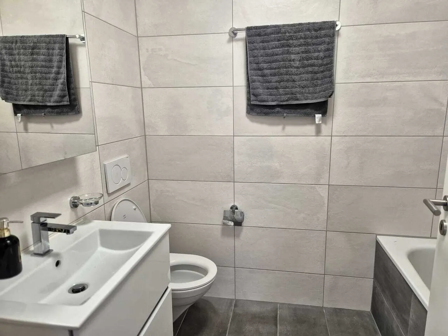 Grande appartamento a Sion - Foto 7 di 9