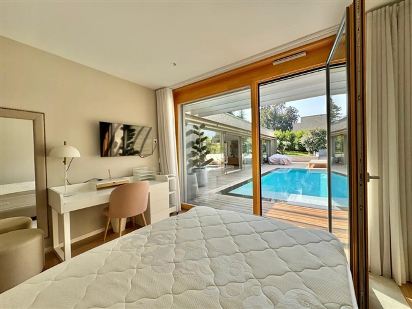 Hermance – Exceptional Contemporary Villa – Pool – Lake View - Photo 13 of 18