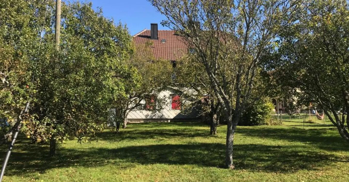 CASA DI VILLAGGIO DA TRASFORMARE CON PERMESSO VALIDO PER UNA VILLA INDIVIDUALE - Foto 3 di 12