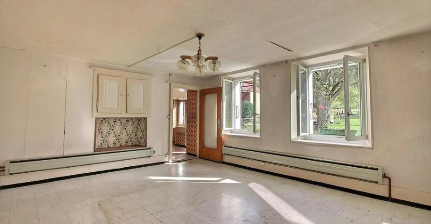 CASA DI VILLAGGIO DA TRASFORMARE CON PERMESSO VALIDO PER UNA VILLA INDIVIDUALE - Foto 11 di 12