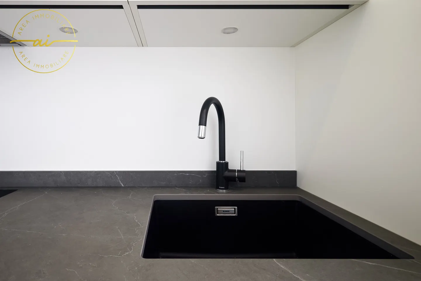 APPARTEMENTS MODERNES DE 2.5 PIÈCES À LOUER – BALERNA - Photo 3 sur 11