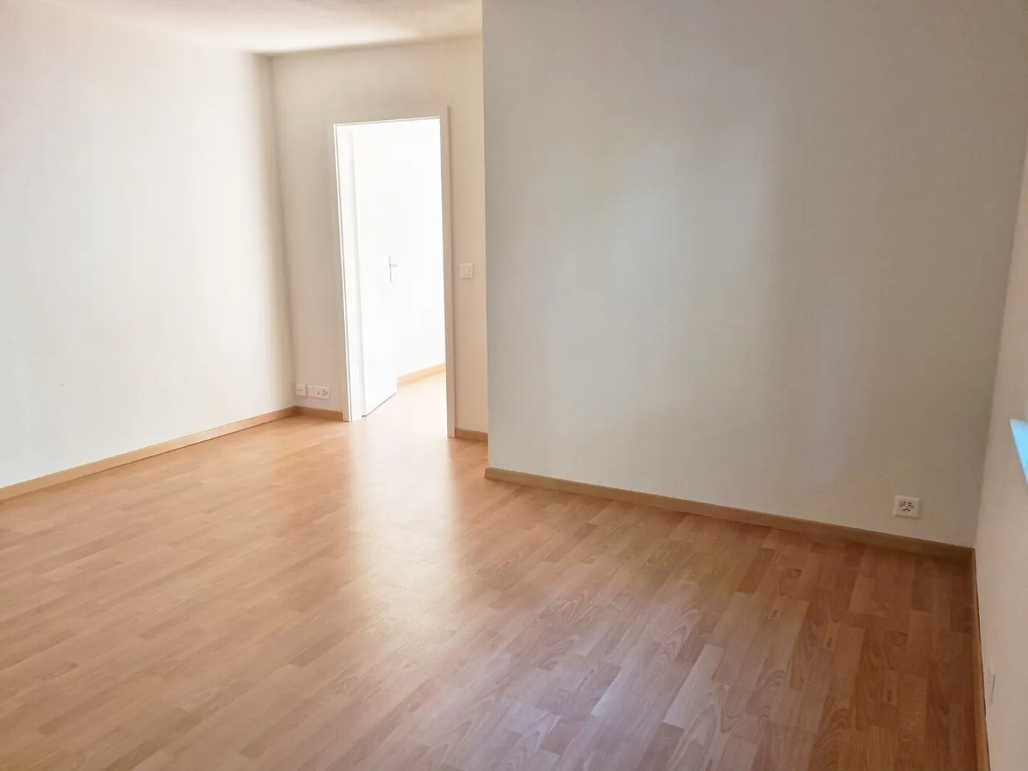 Casa accogliente in una posizione tranquilla nel distretto 3 - Foto 10 di 13