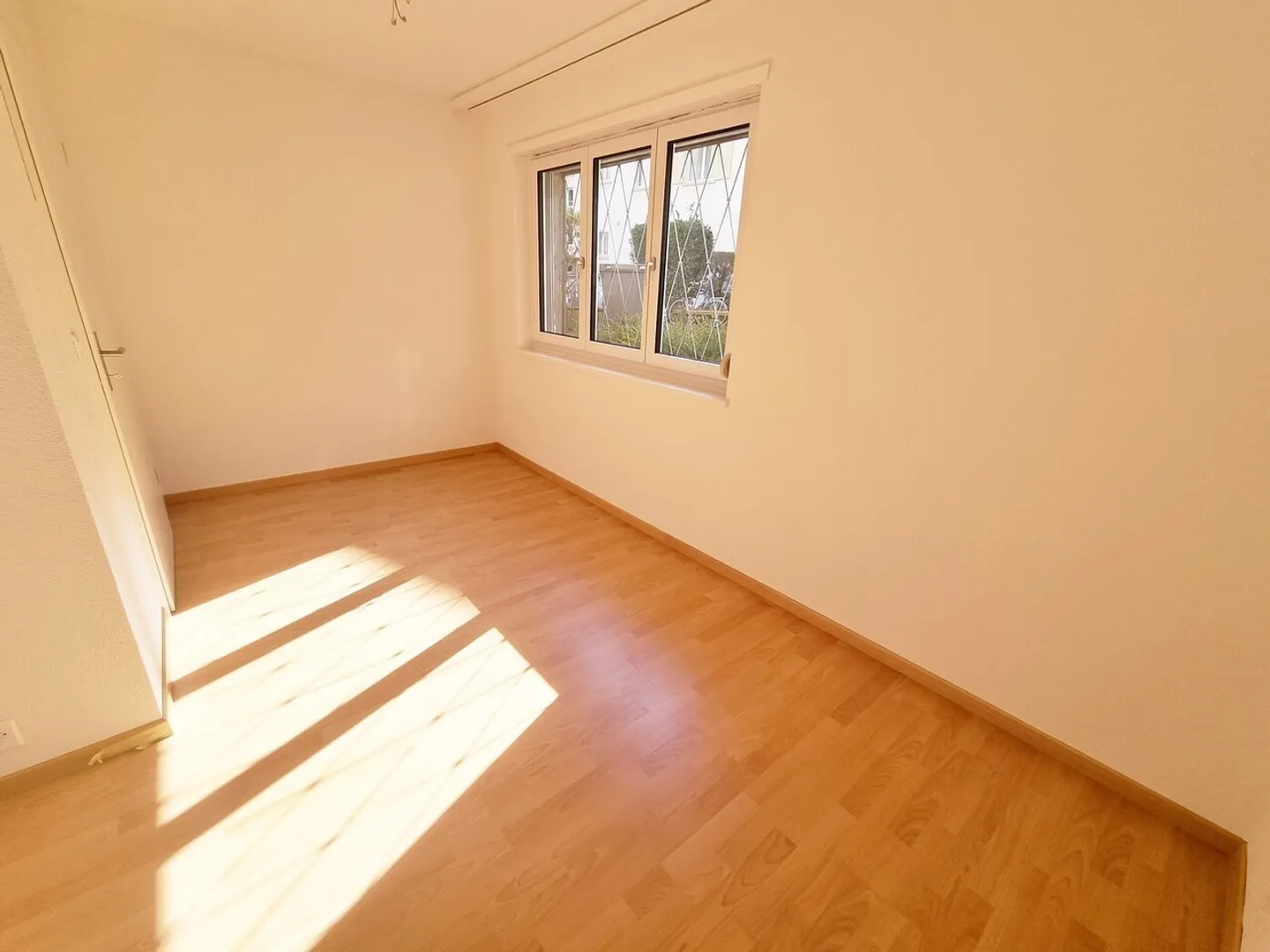 Casa accogliente in una posizione tranquilla nel distretto 3 - Foto 13 di 13