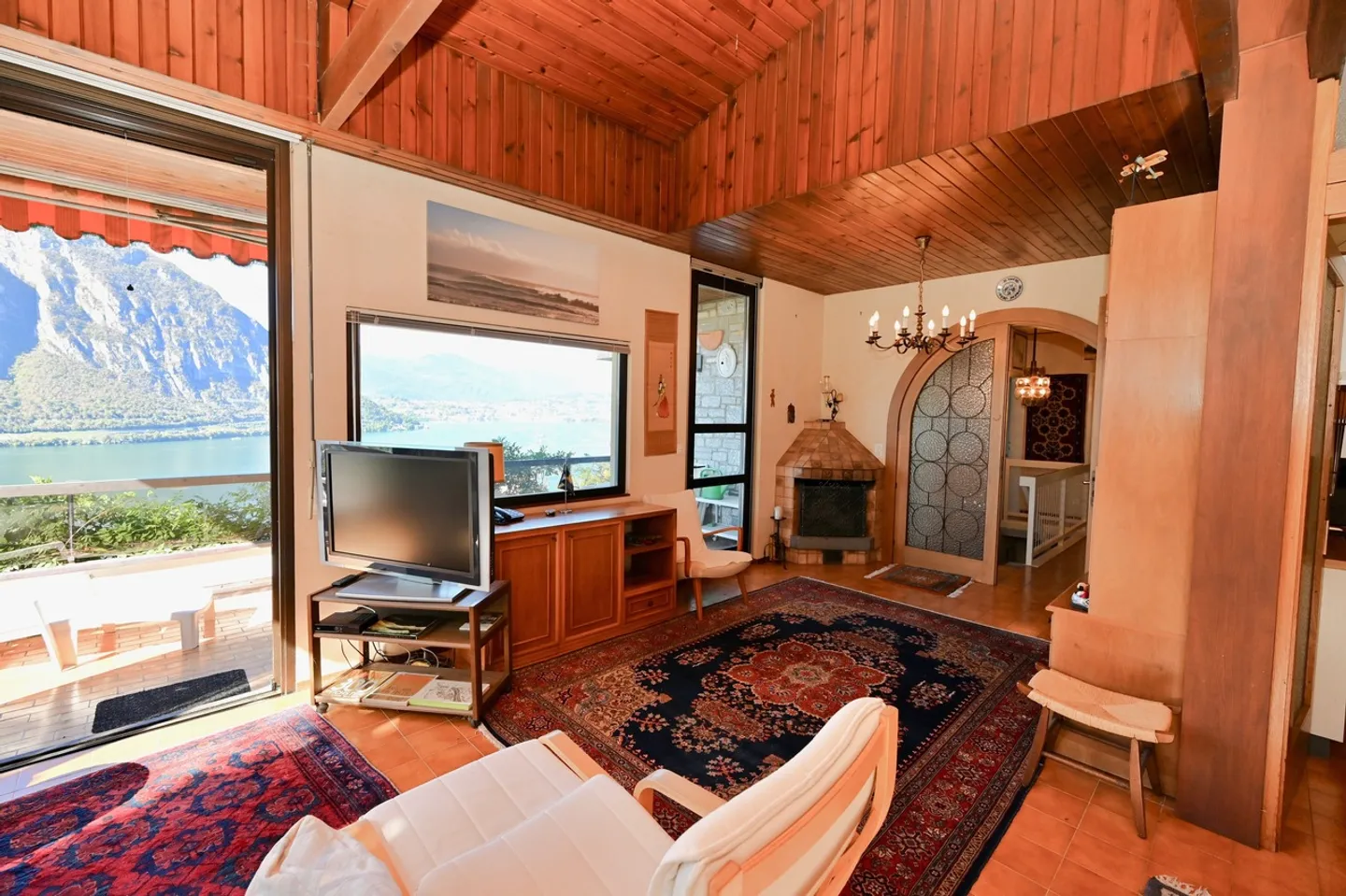  Villa con 2 Appartamenti Indipendenti e Splendida Vista Lago a 180° - Photo 8 of 25