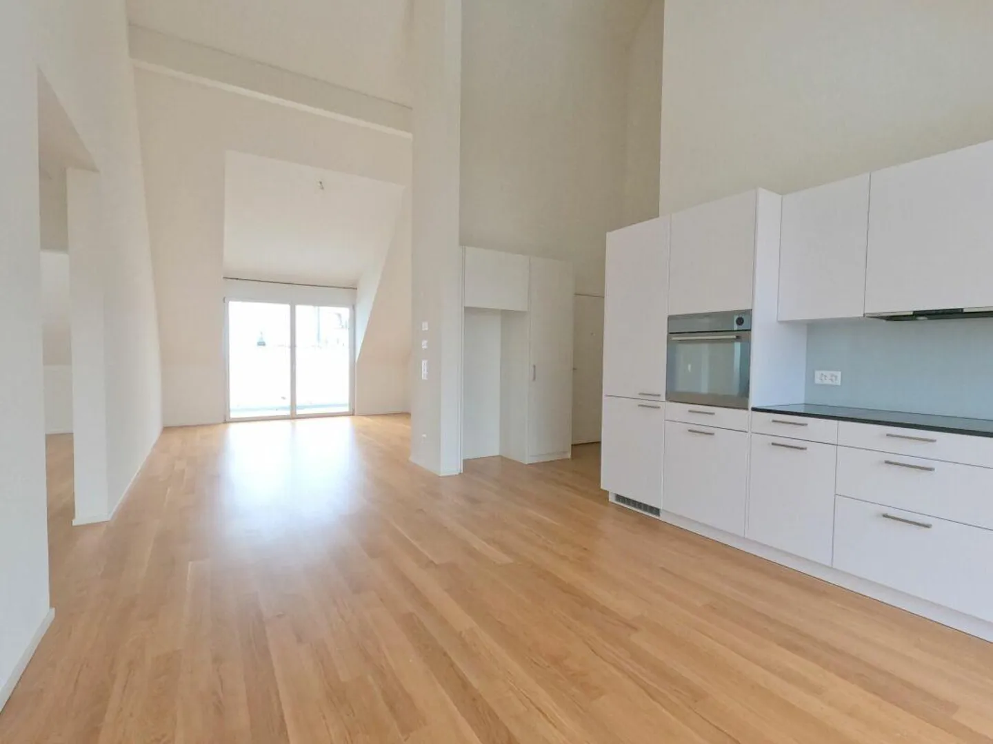 helle, ruhige u. grosszügige 3.5 Zimmer-Wohnung mit gutem SBB Anschluss in alle Richtungen Kopie - Foto 8 von 10