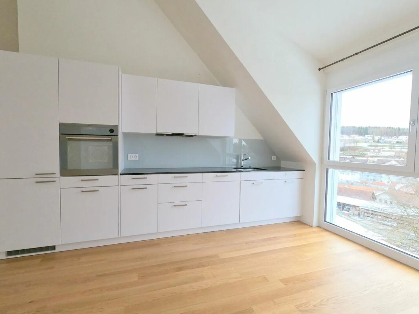 helle, ruhige u. grosszügige 3.5 Zimmer-Wohnung mit gutem SBB Anschluss in alle Richtungen Kopie - Foto 9 von 10