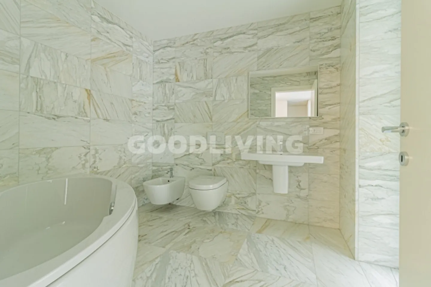 Stepped apartment for sale - Photo 5 of 8