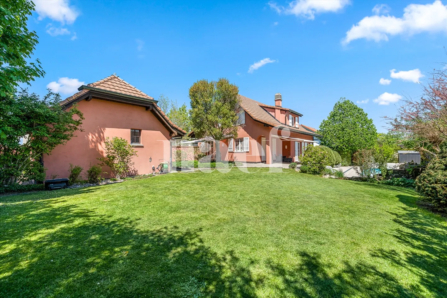 Charmante Maison Familiale avec Piscine - Photo 2 sur 12