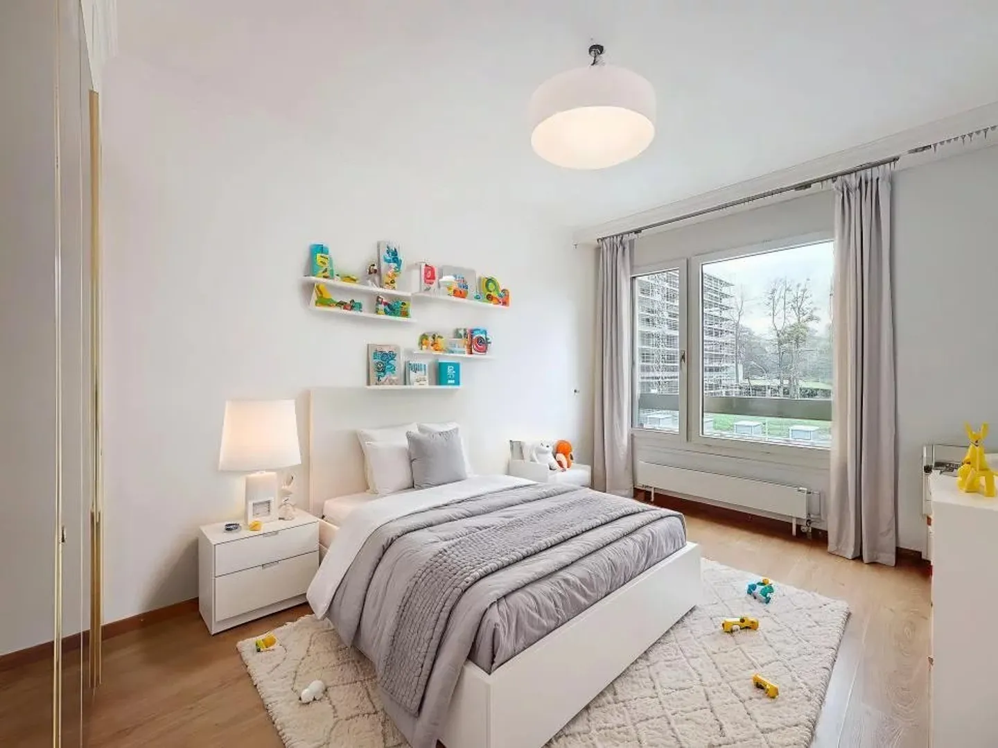 Duplex spacieux dans une résidence calme et arborée - Photo 8 sur 13