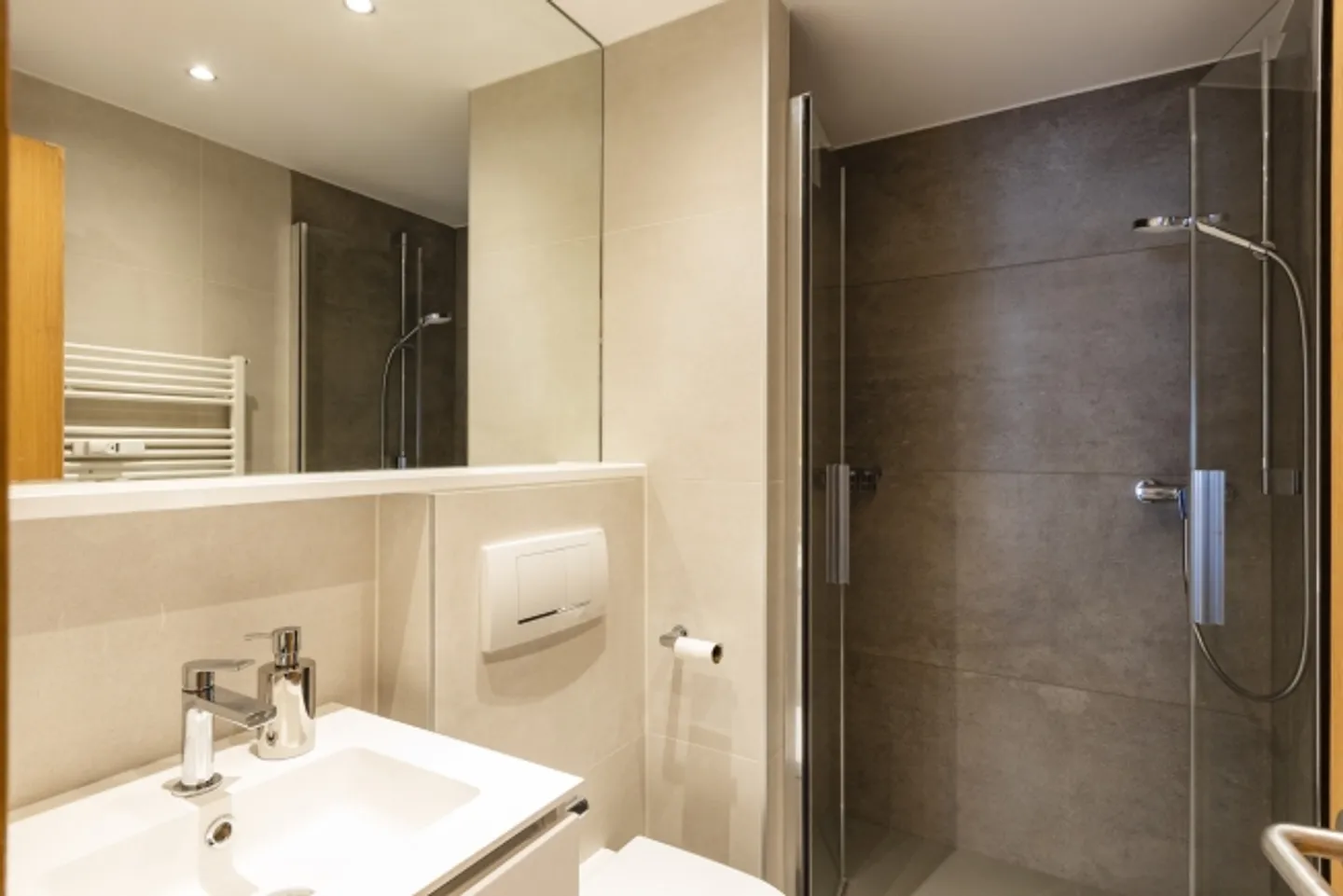 LOCATION WEEK 4 rooms located in front of the ski lifts - Photo 6 of 12