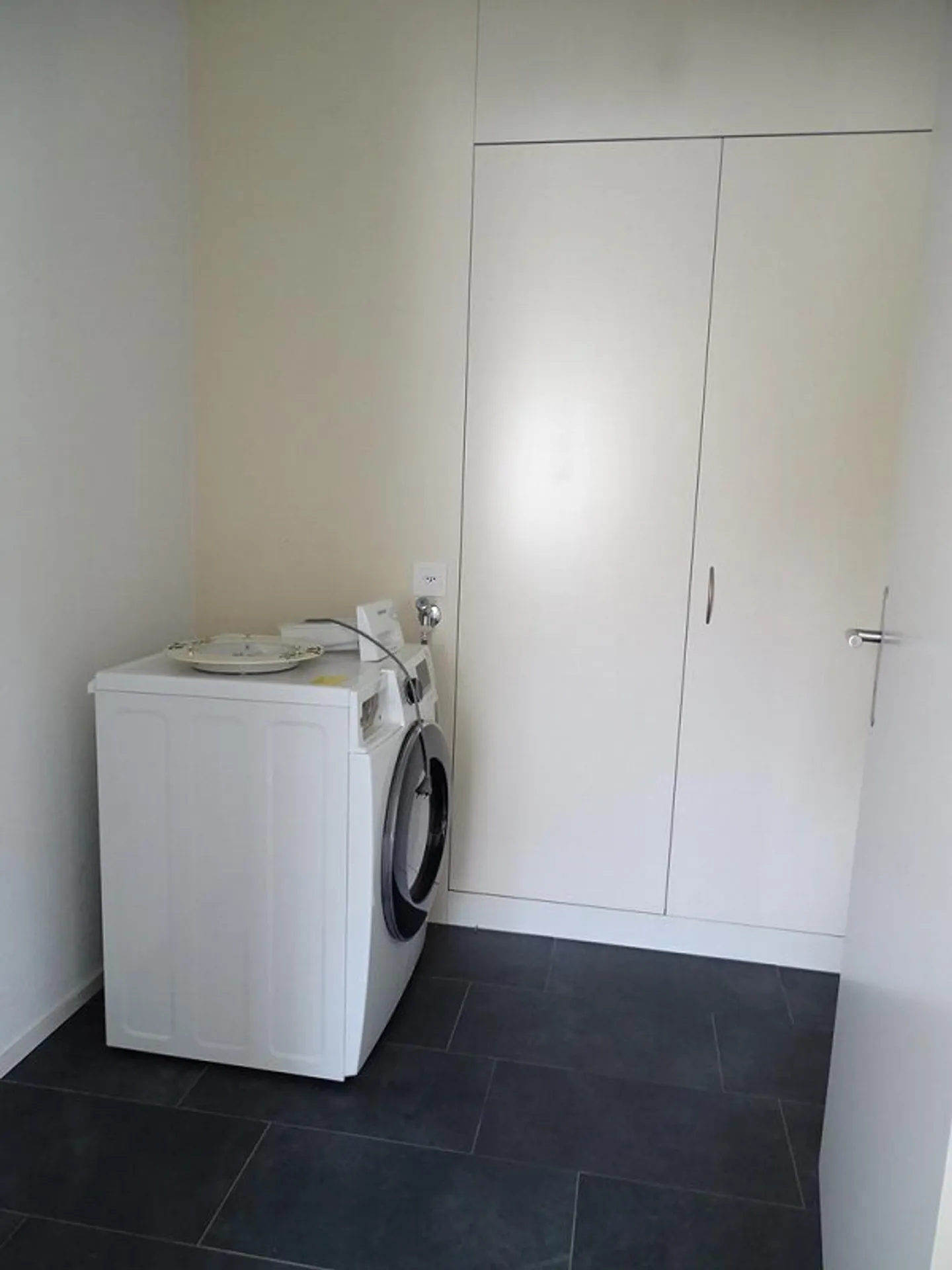 Appartement moderne de 3,5 pièces à louer dans un emplacement central - Photo 6 sur 11