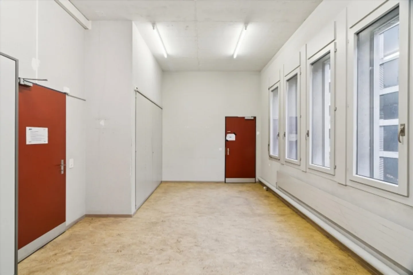 Edificio ad uso misto in affitto - Foto 7 di 8