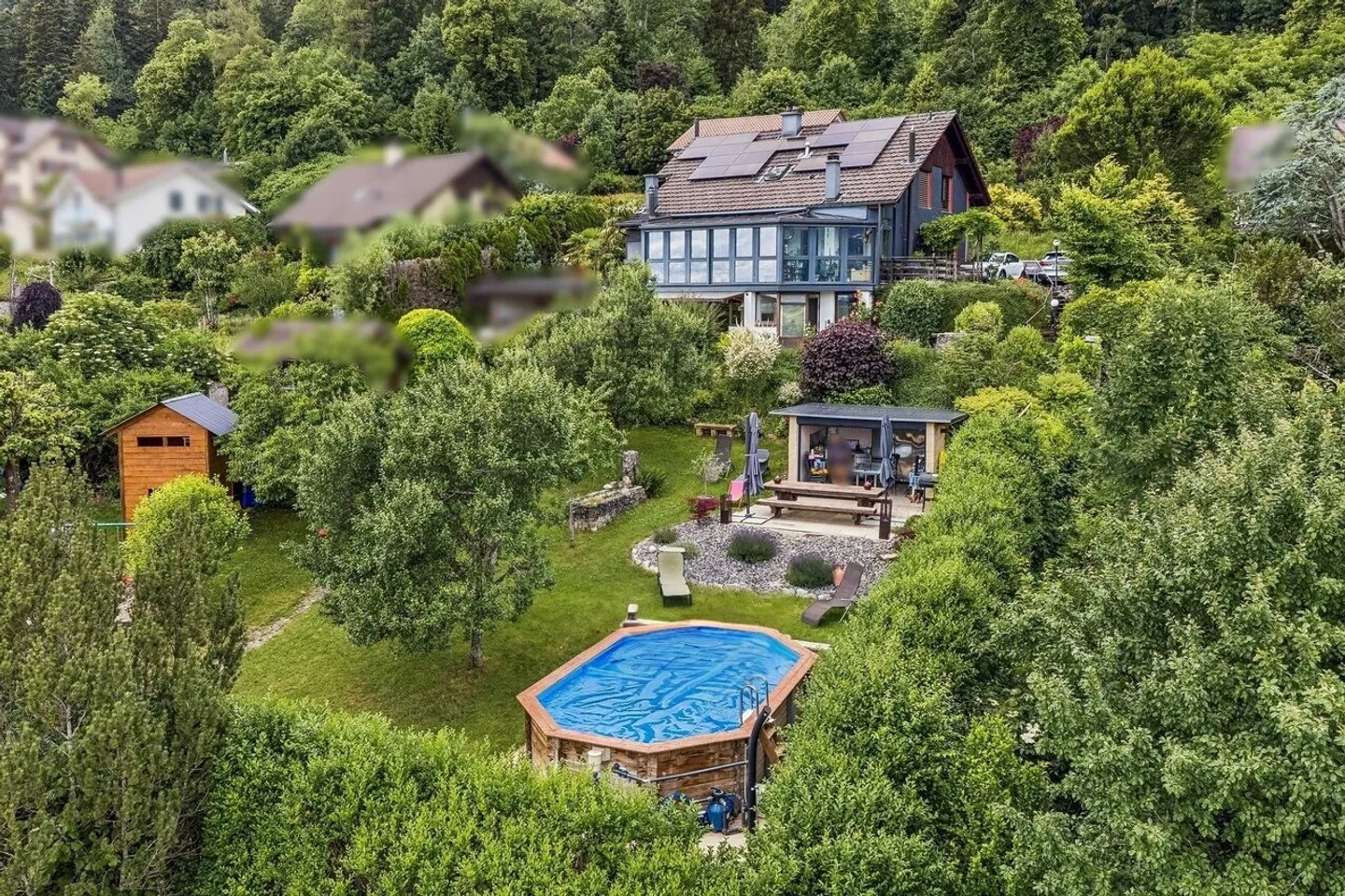 Villa spacieuse avec vue panoramique et pièces séparées - Photo 1 sur 11
