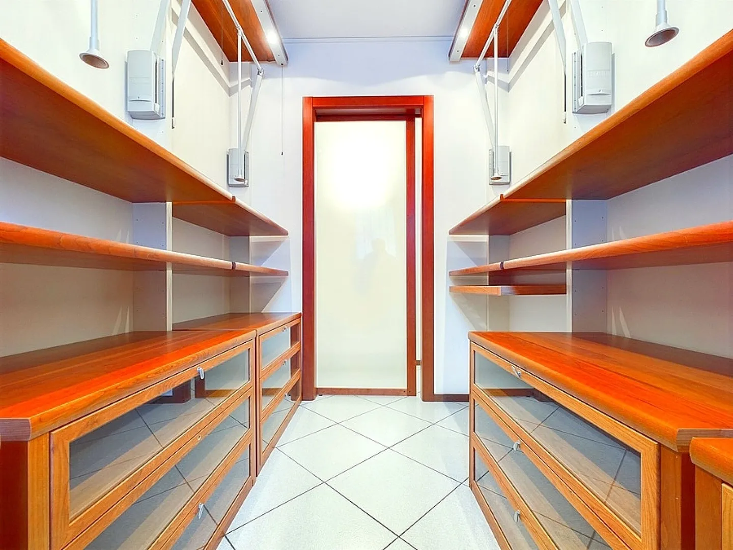 Exklusive Villa in Biasca - Foto 11 von 20