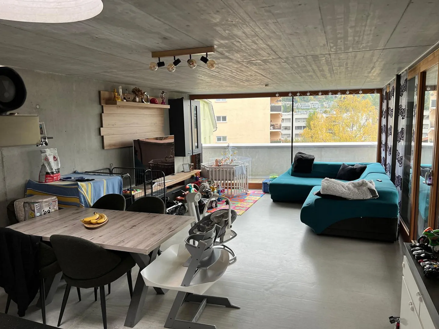 3.5 Zi Attika Wohnung, schöne Aussicht - Foto 3 von 17