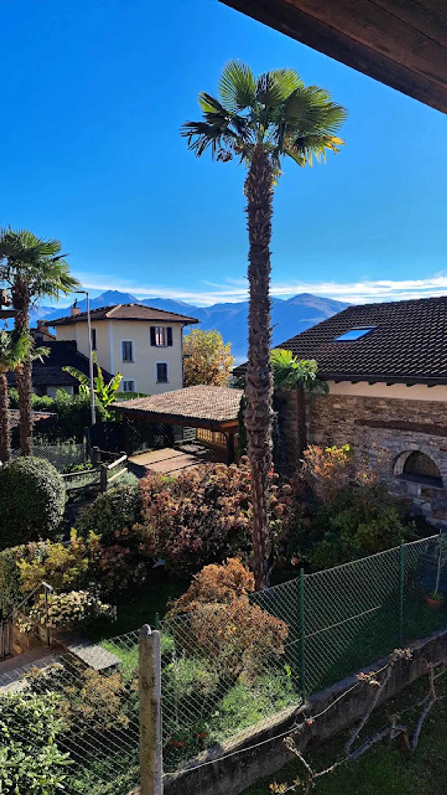 «MINUSIO, WIR VERMIETEN EINE SCHÖNE 3-ZIMMER-WOHNUNG MIT SEEBLICK» - Foto 2 von 8