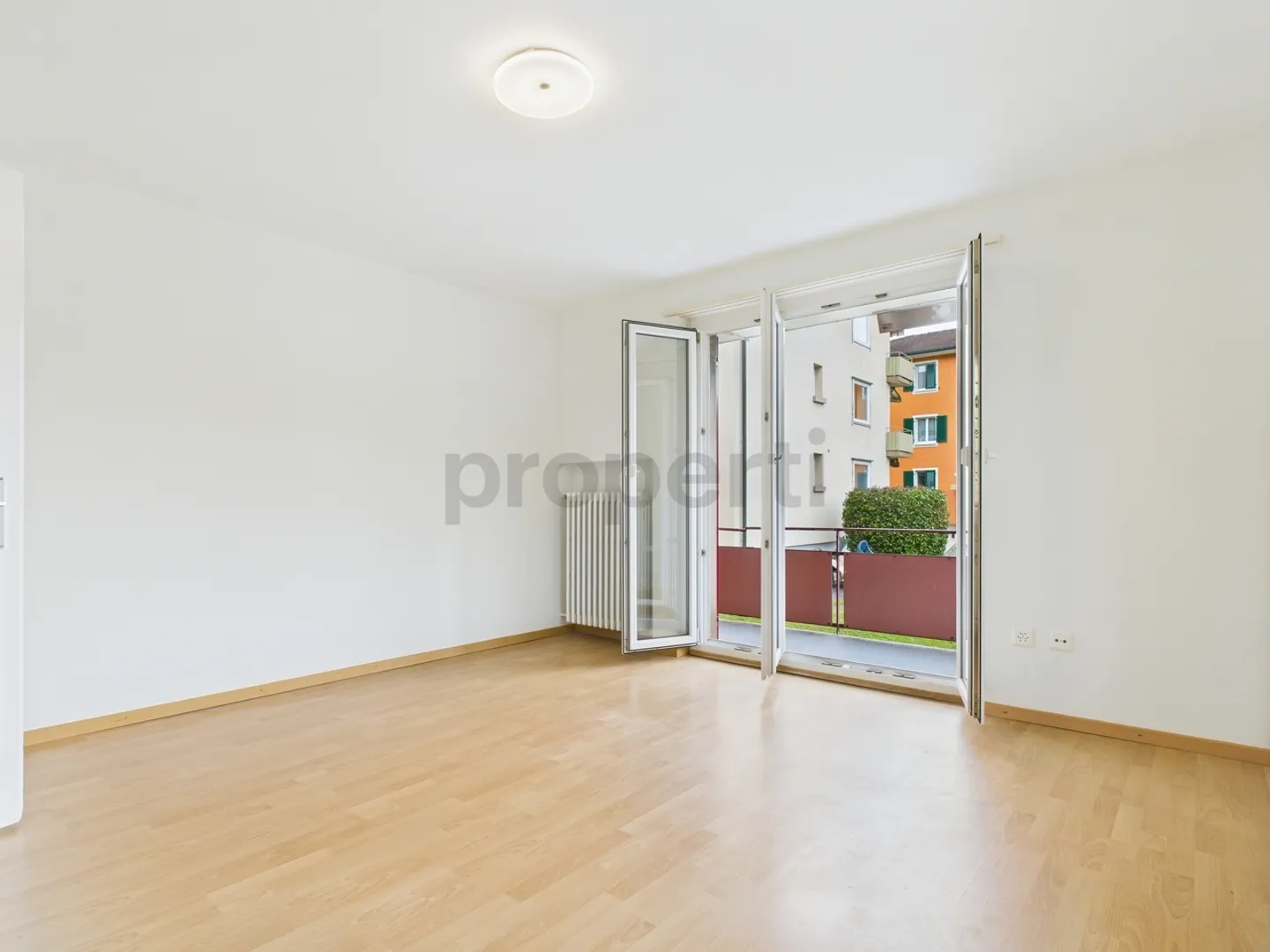 Appartamento luminoso e tranquillo con 3 stanze, balcone e molto spazio a Strengelbach - Foto 1 di 12