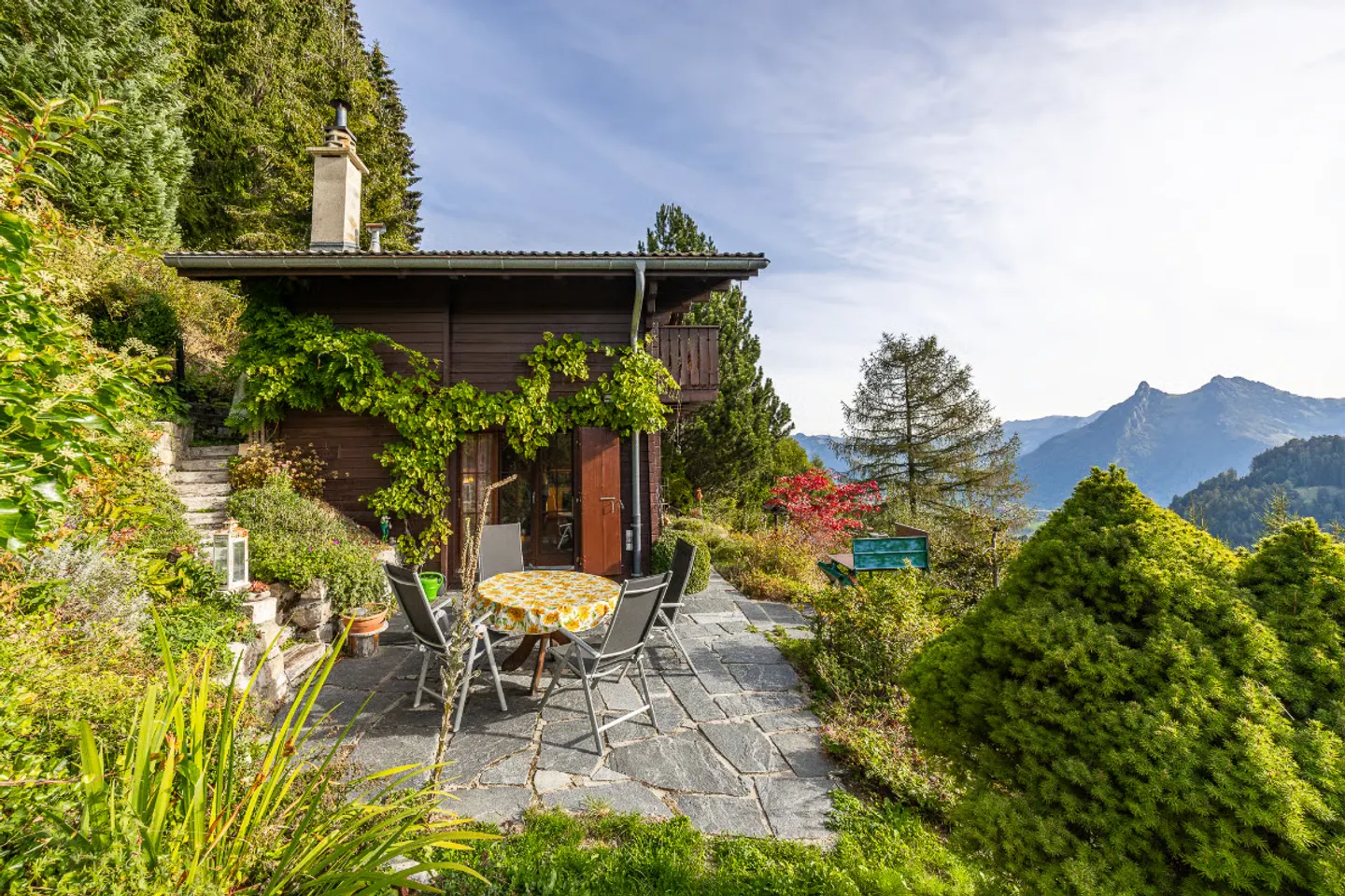 A Moment of Tranquility on the Edge of the Forest and at the Foot of the Mountain - Photo 5 of 13