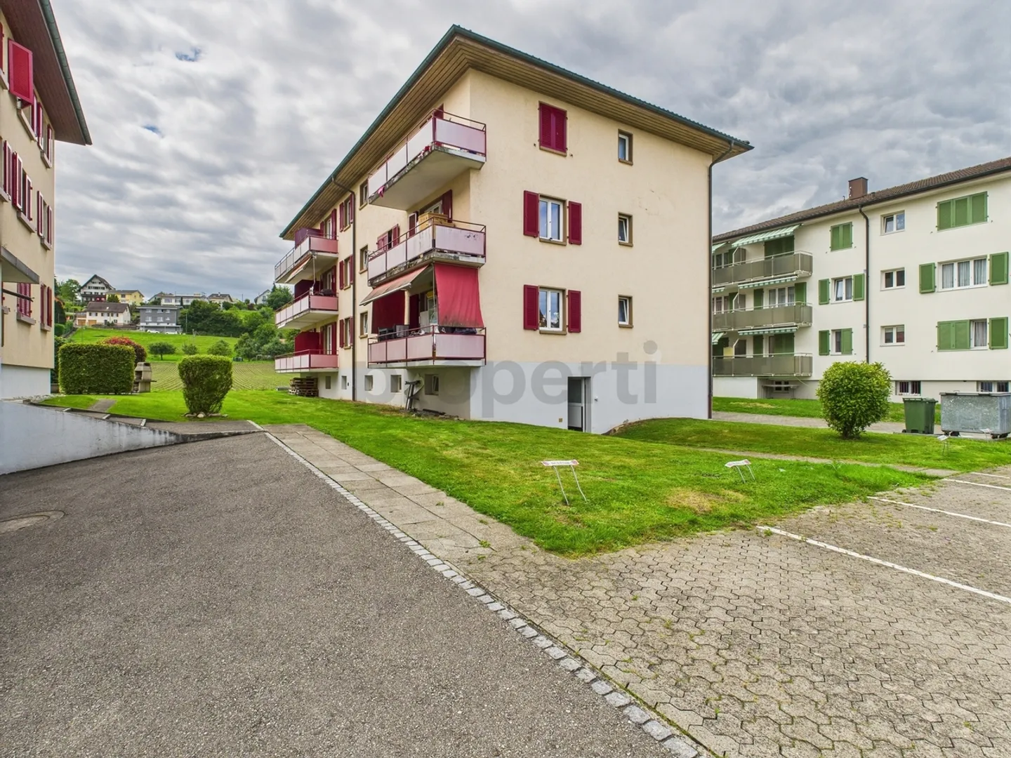 Appartamento luminoso e tranquillo con 3 stanze, balcone e molto spazio a Strengelbach - Foto 11 di 12