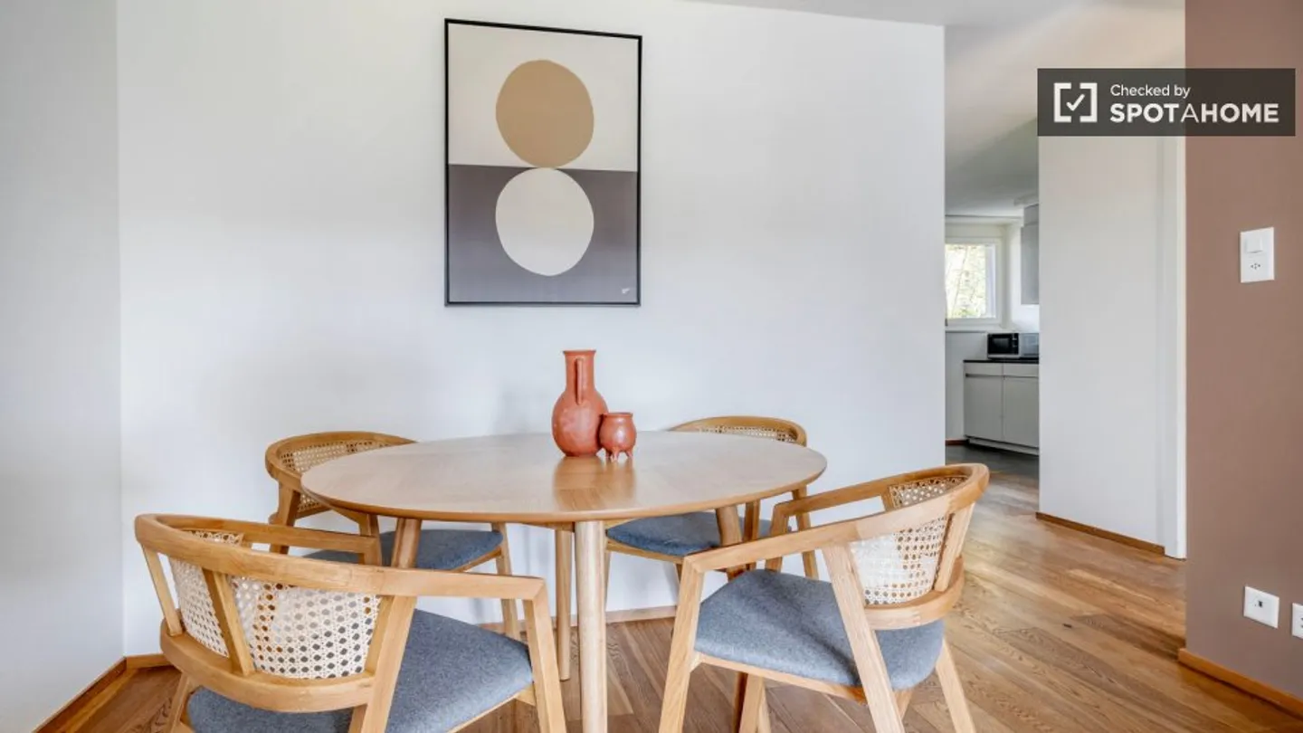 Discover, visit and rent your new home online with full confidence. - Photo 7 of 15