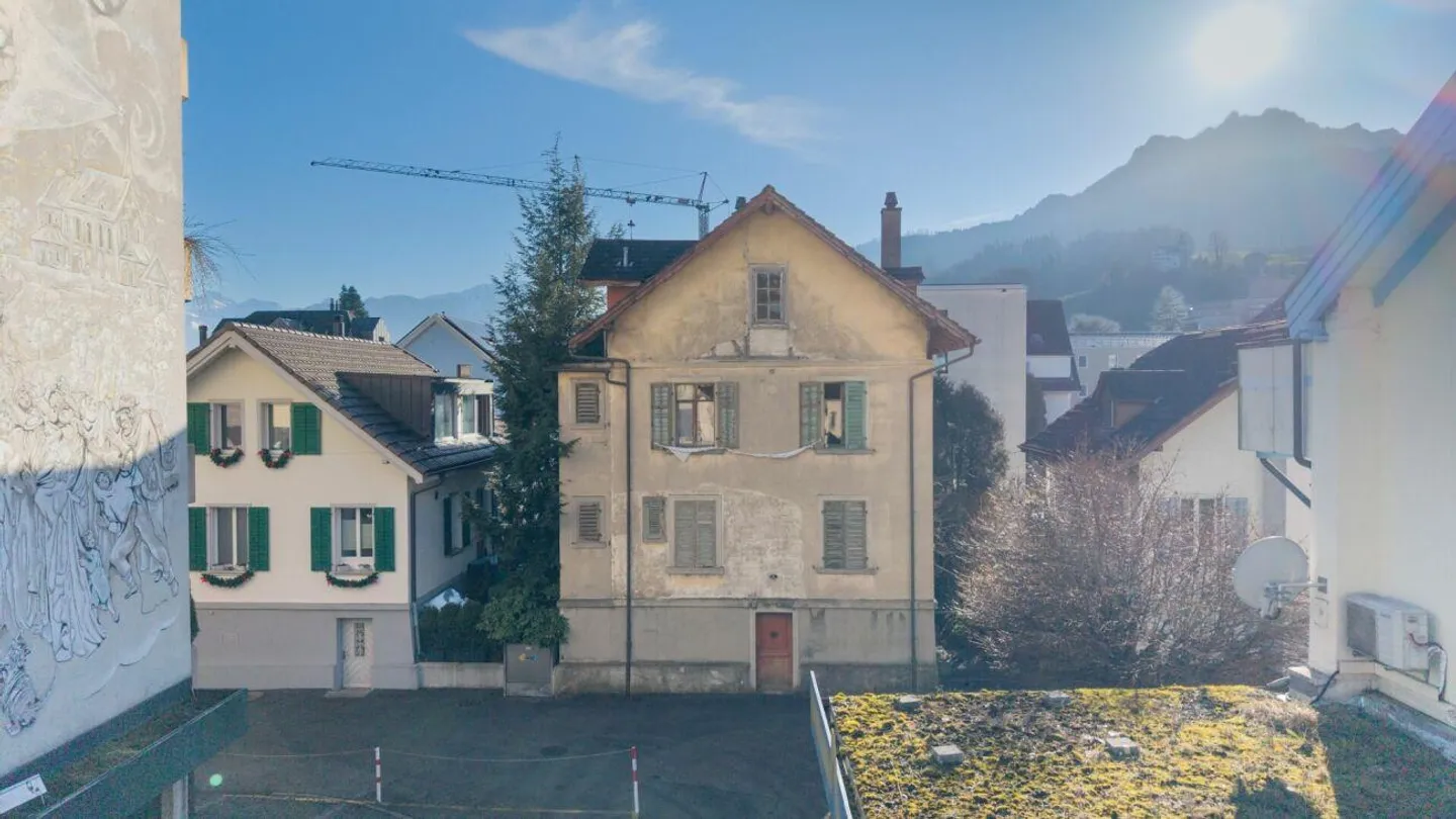 Wohnhaus mit Entwicklungspotenzial - Foto 4 von 7