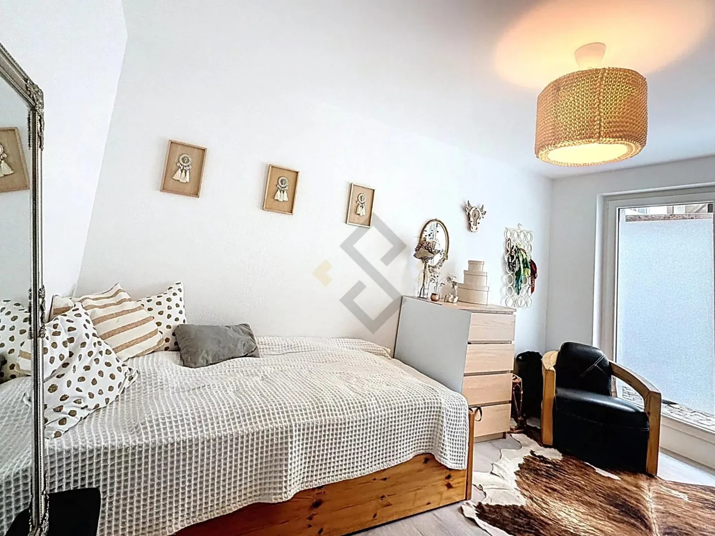 Spacious Apartment with Terraces - Photo 9 of 13