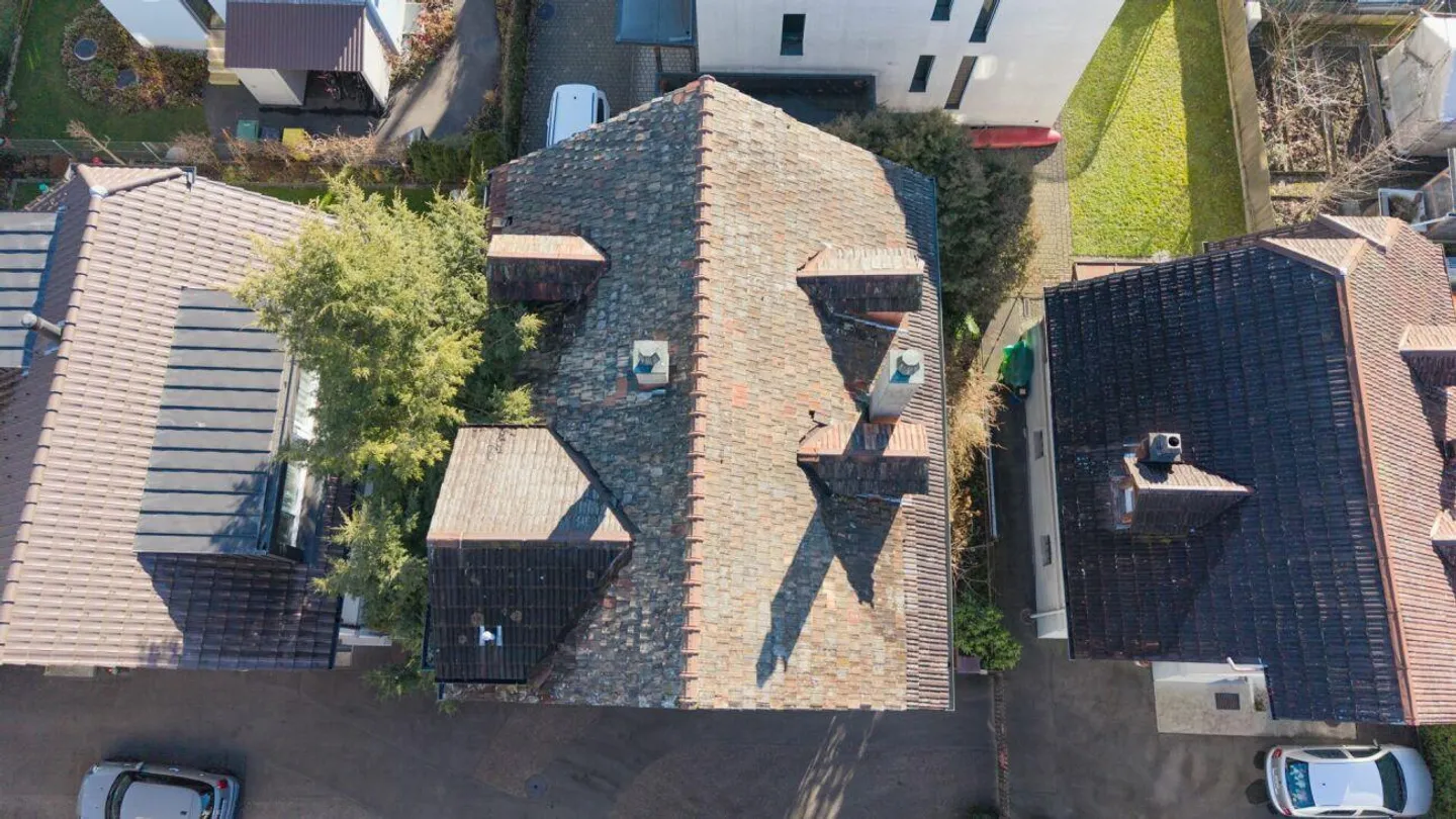 Wohnhaus mit Entwicklungspotenzial - Foto 3 von 7