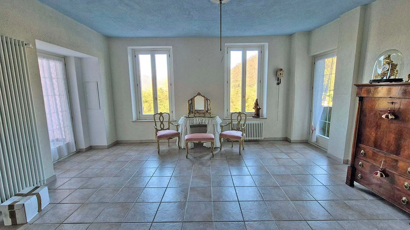 Casa indipendente con vista lago - Foto 3 di 13