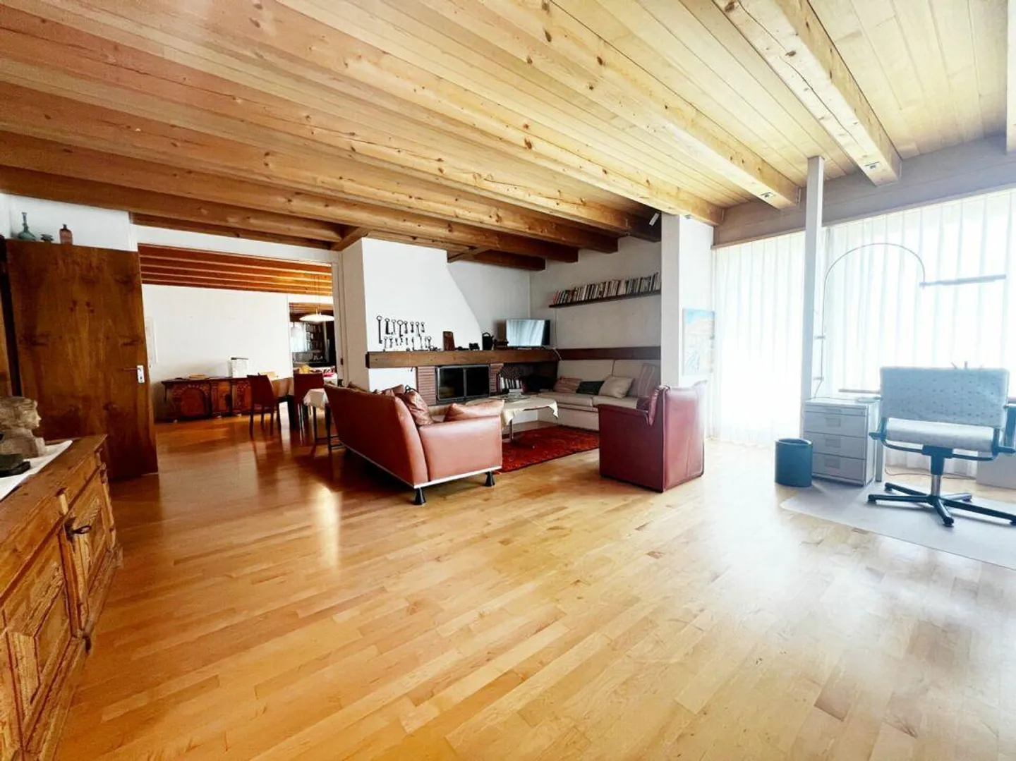 Casa unifamiliare di 8 stanze con preziosa riserva di terreno (2224 m2) - Foto 10 di 28