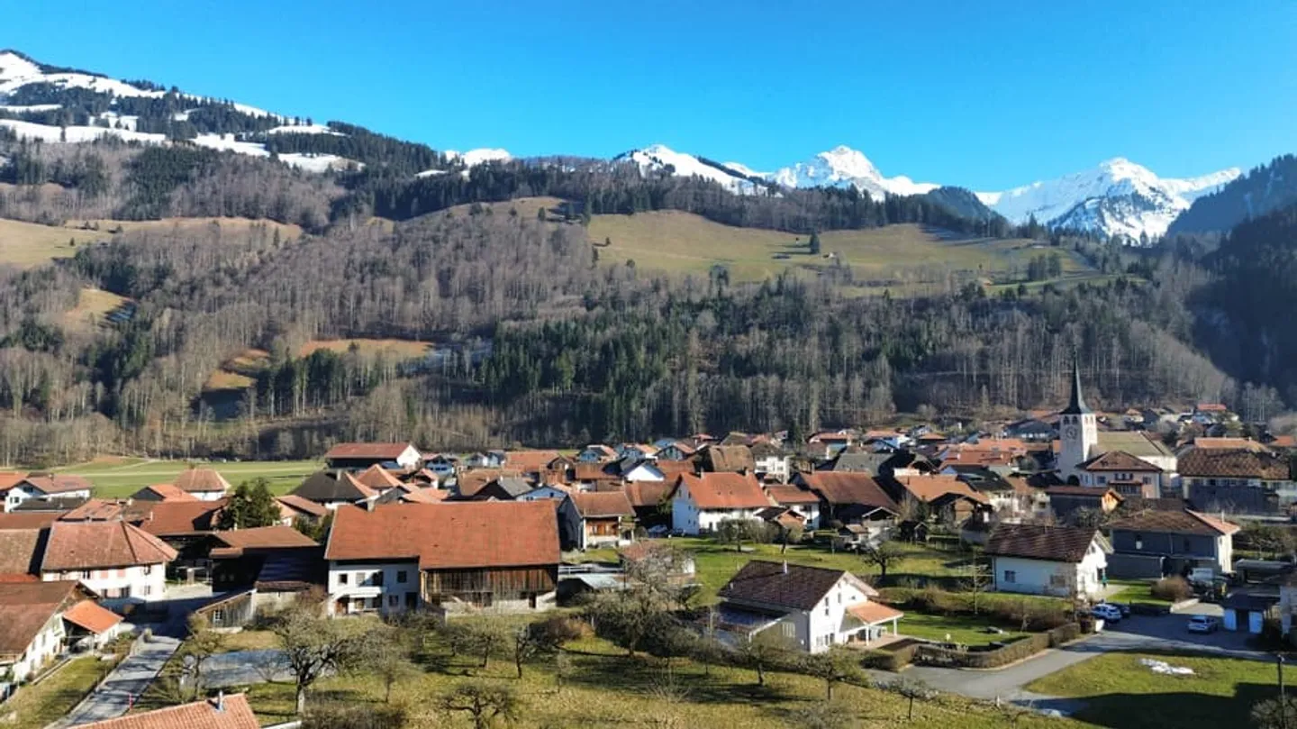 Appartement neuf de 4œ pièces avec vaste terrasse - Photo 2 sur 6