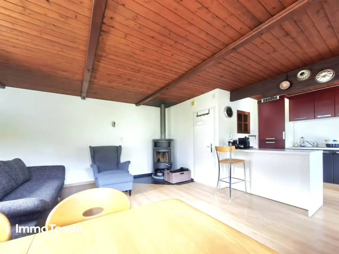 Belle et typique maison tessinoise entièrement rénovée et dans un très bon emplacement avec un grand terrain - Photo 8 sur 13