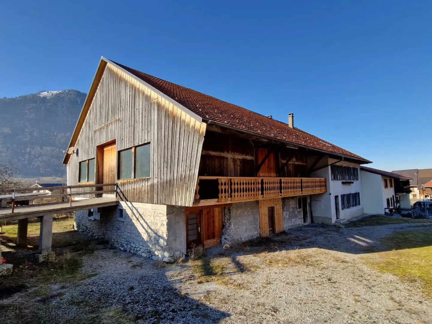 Appartement neuf de 4œ pièces avec vaste terrasse - Photo 3 sur 6