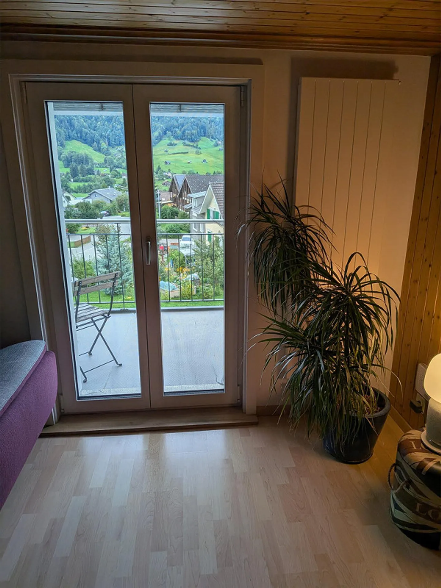 Bright 4 1/2 Room Apartment in the Green - Photo 11 of 16