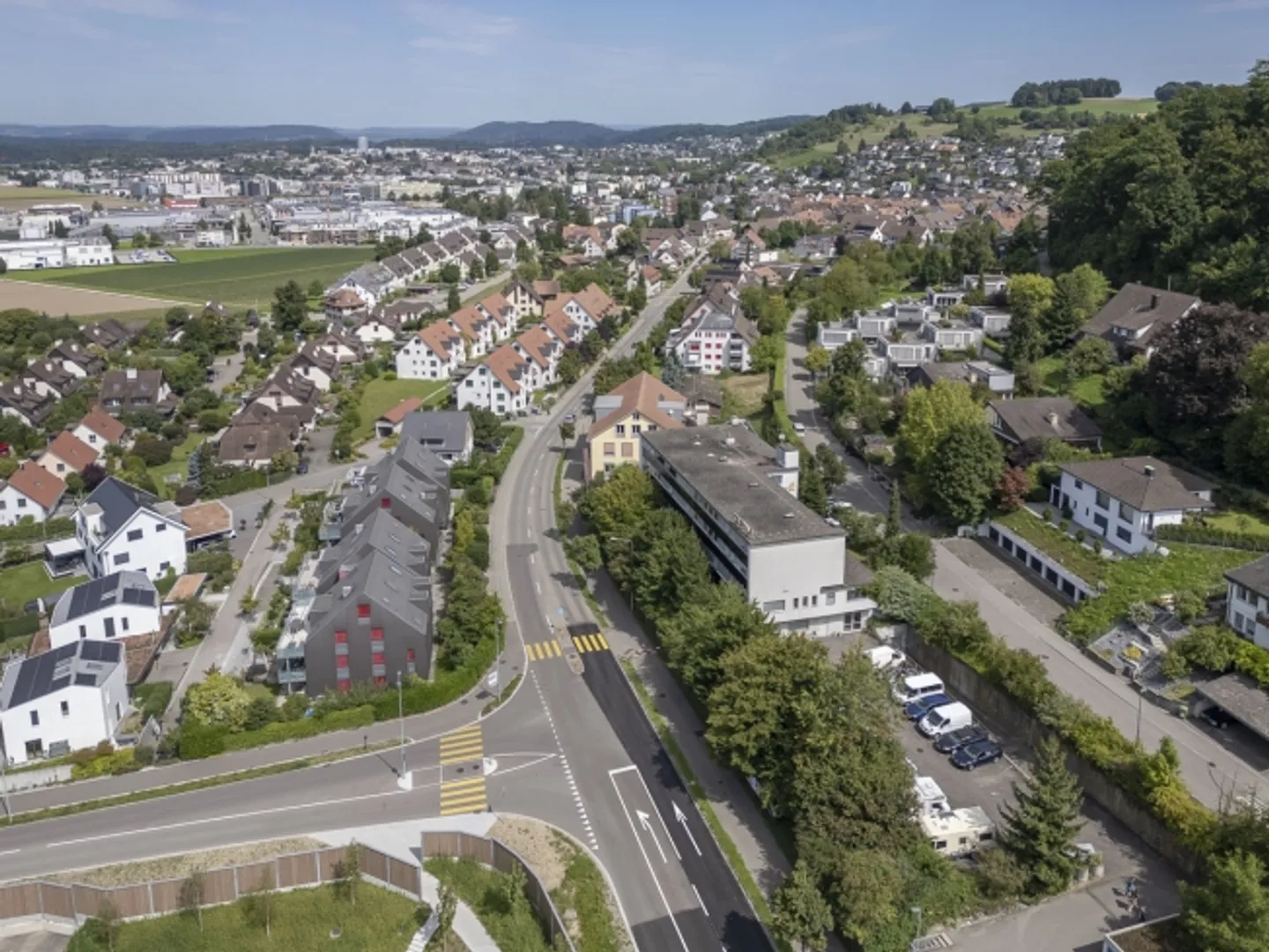 2,601 m² building land with older residential/commercial building - Photo 6 of 9