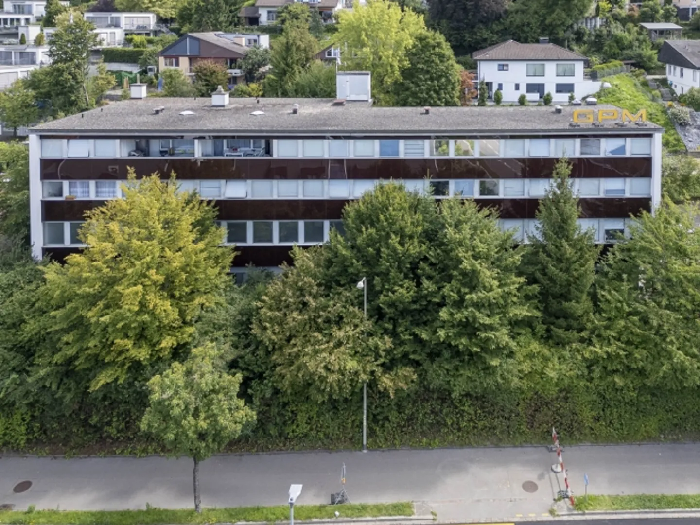 2,601 m² building land with older residential/commercial building - Photo 2 of 9