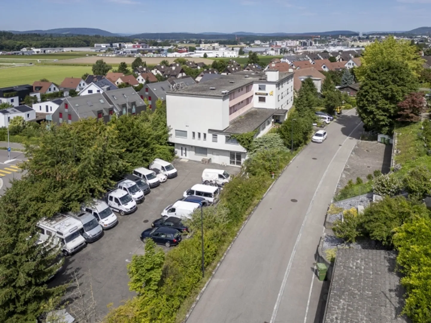 2,601 m² building land with older residential/commercial building - Photo 5 of 9
