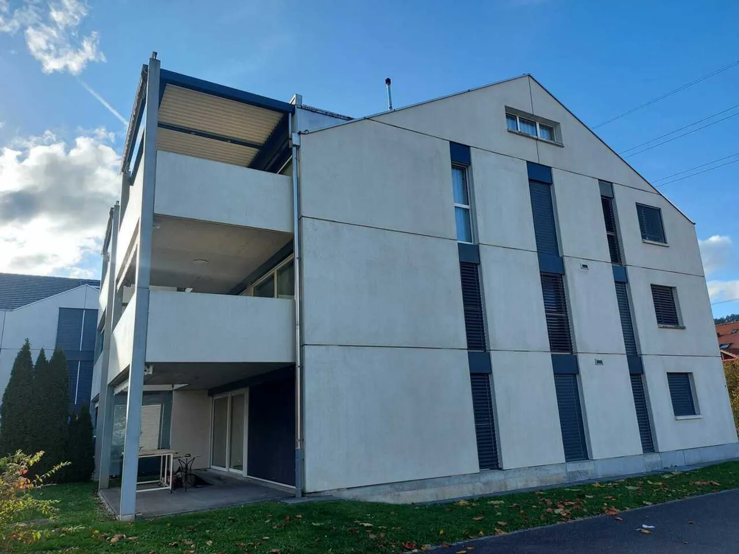 Appartement spacieux avec balcon - Photo 2 sur 14