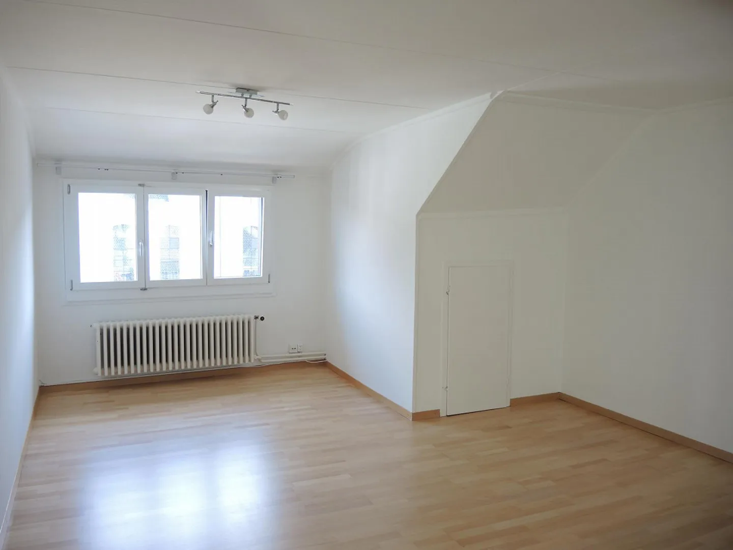Gemütliche Dachwohnung im schönen Städtli Willisau - Foto 4 di 8