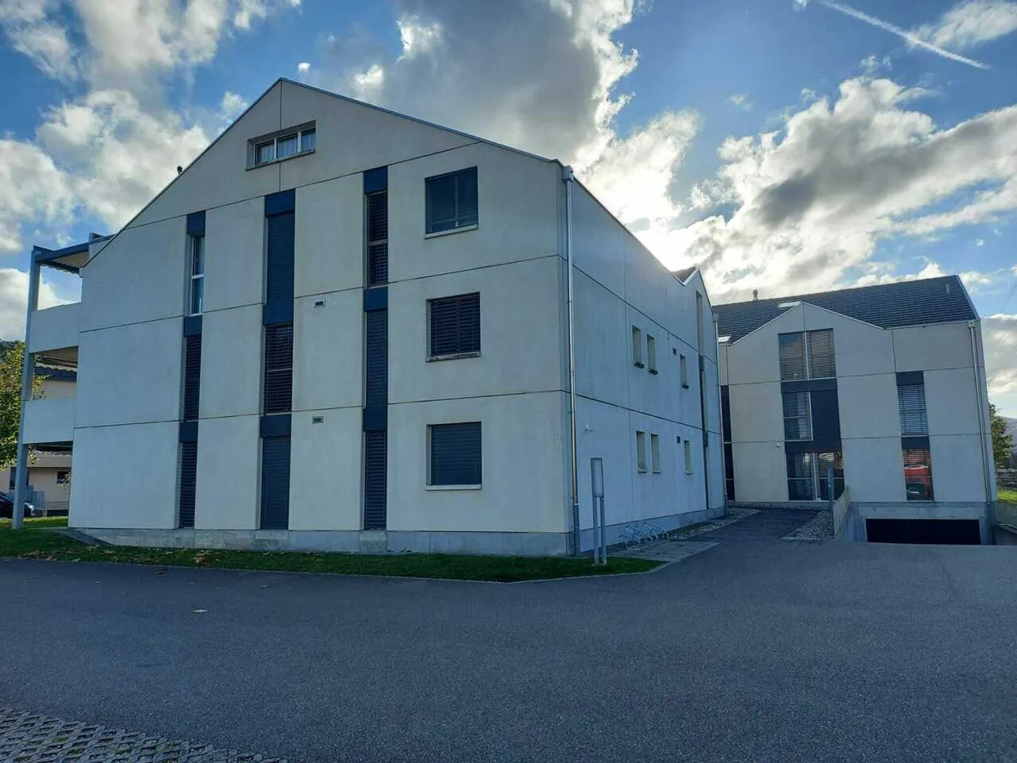 Appartement spacieux avec balcon - Photo 3 sur 14