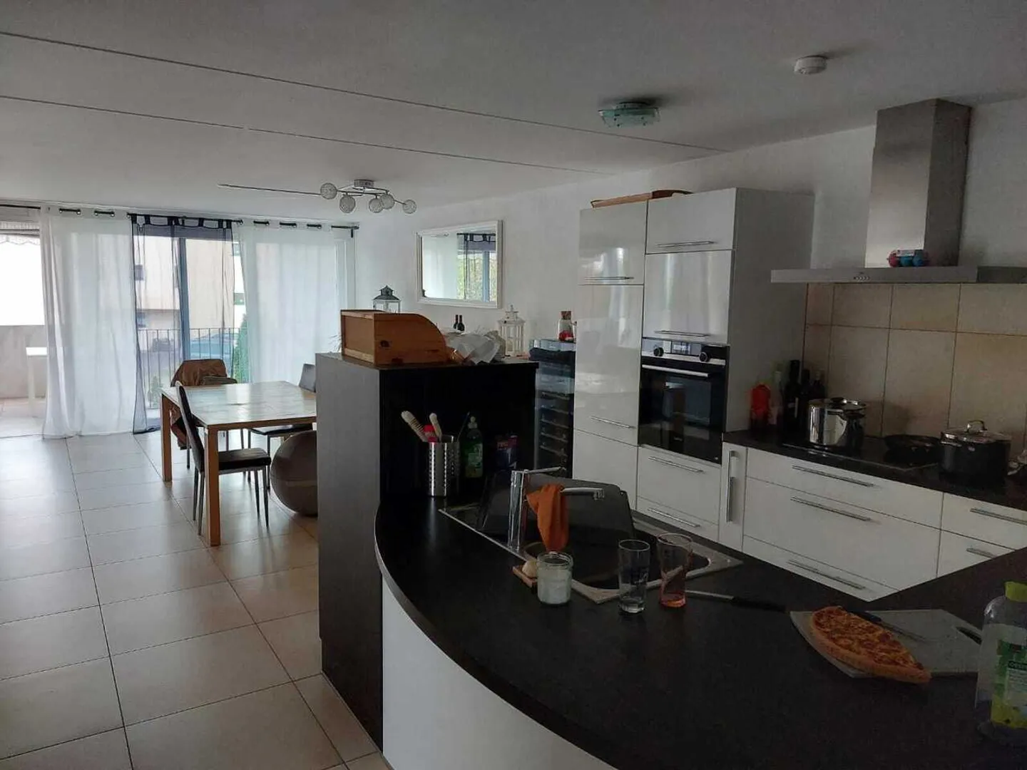 Appartement spacieux avec balcon - Photo 6 sur 14