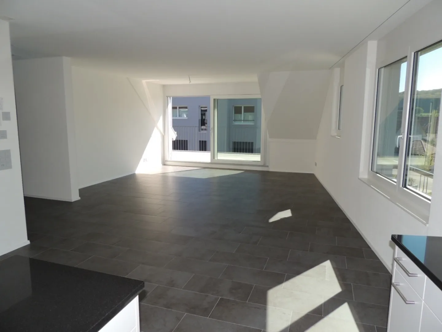 Spacious Attic Apartment with Sun Terrace - Photo 5 of 16