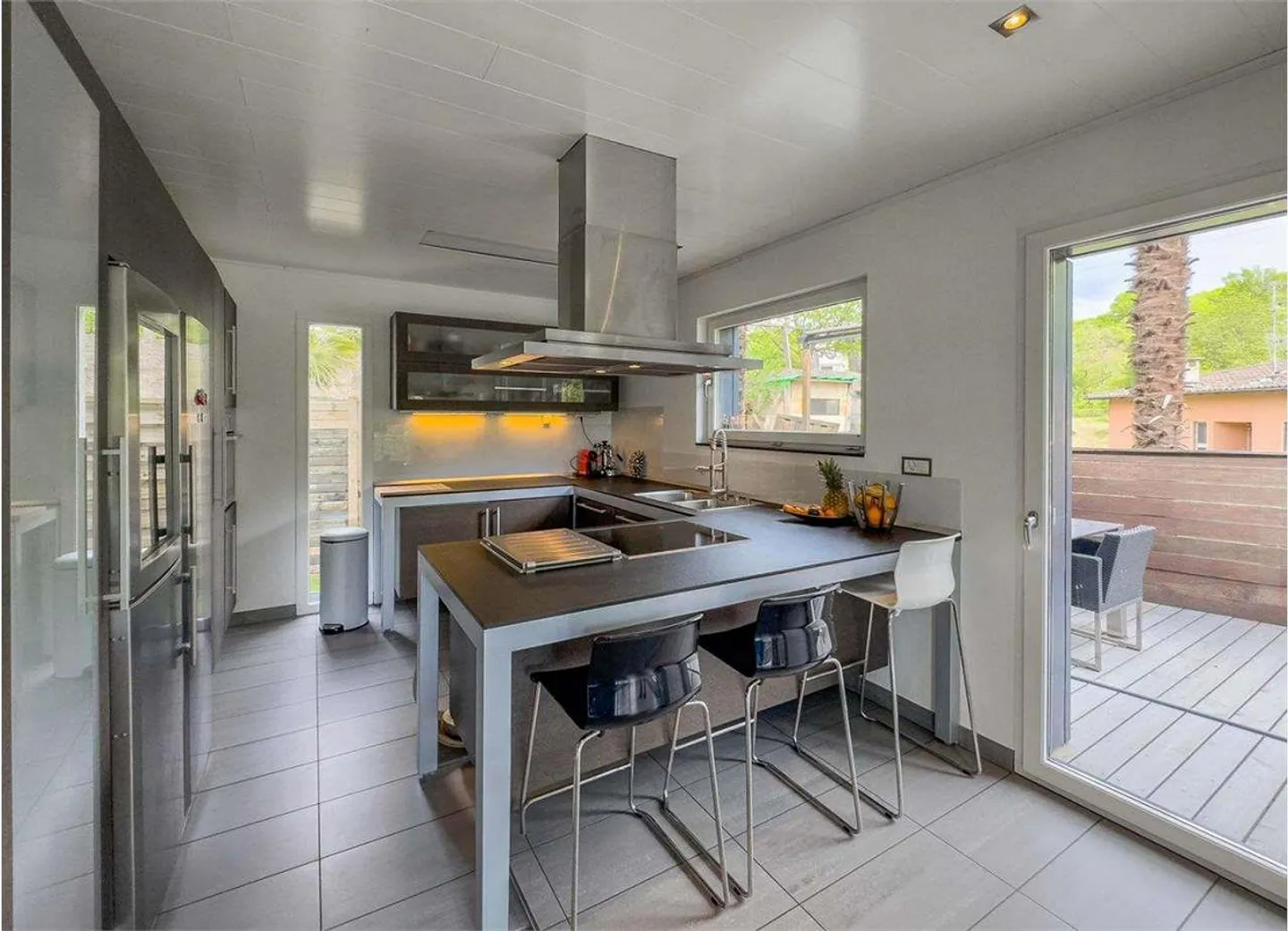 Villa de Luxe avec Piscine près du Lac - Photo 7 sur 9