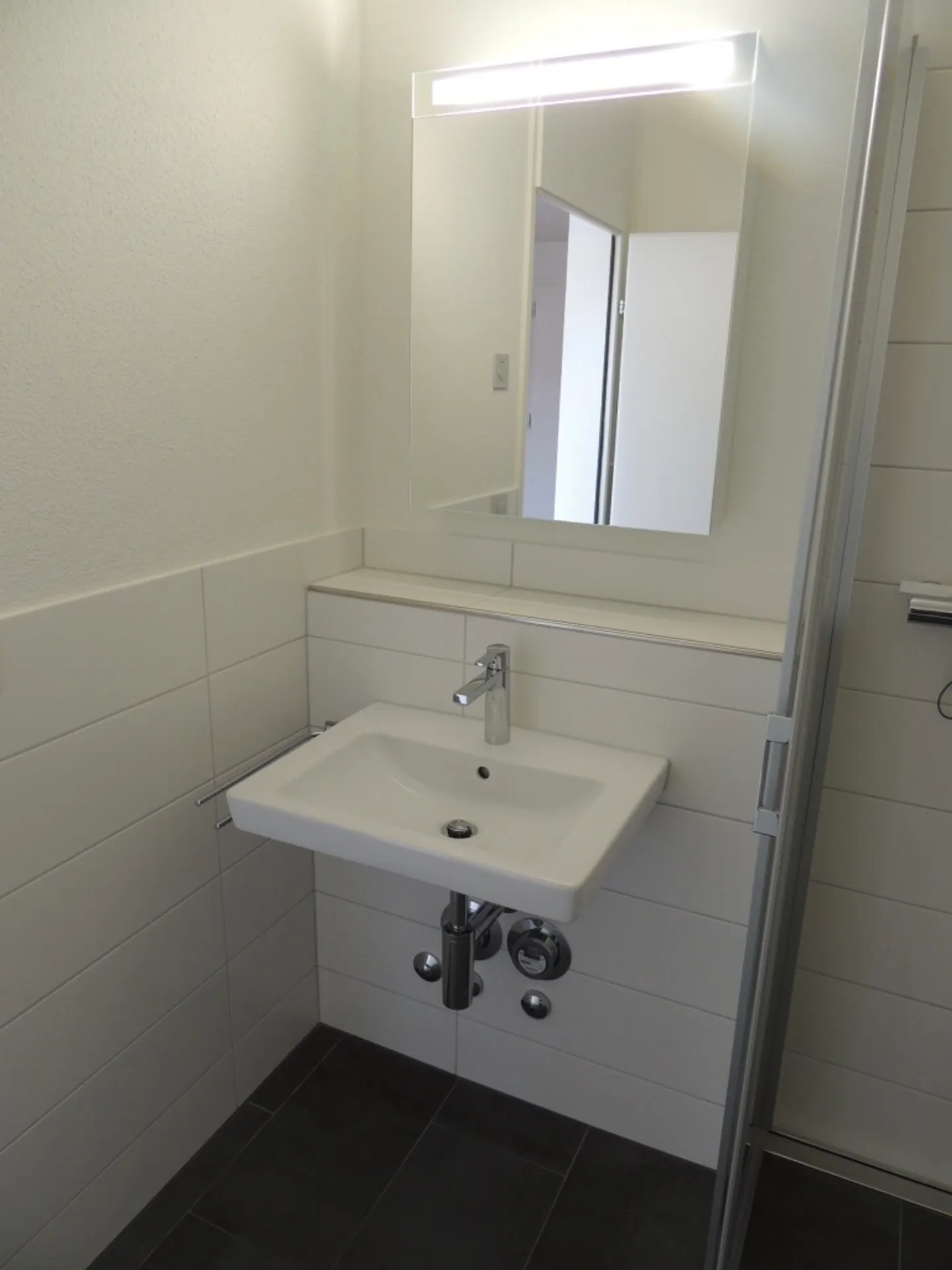 Spacious Attic Apartment with Sun Terrace - Photo 8 of 16