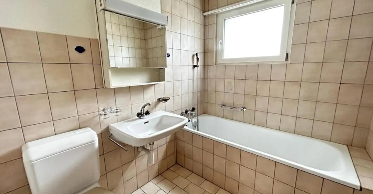 4-Zimmer-Wohnung im 2. Stock - Foto 1 von 12