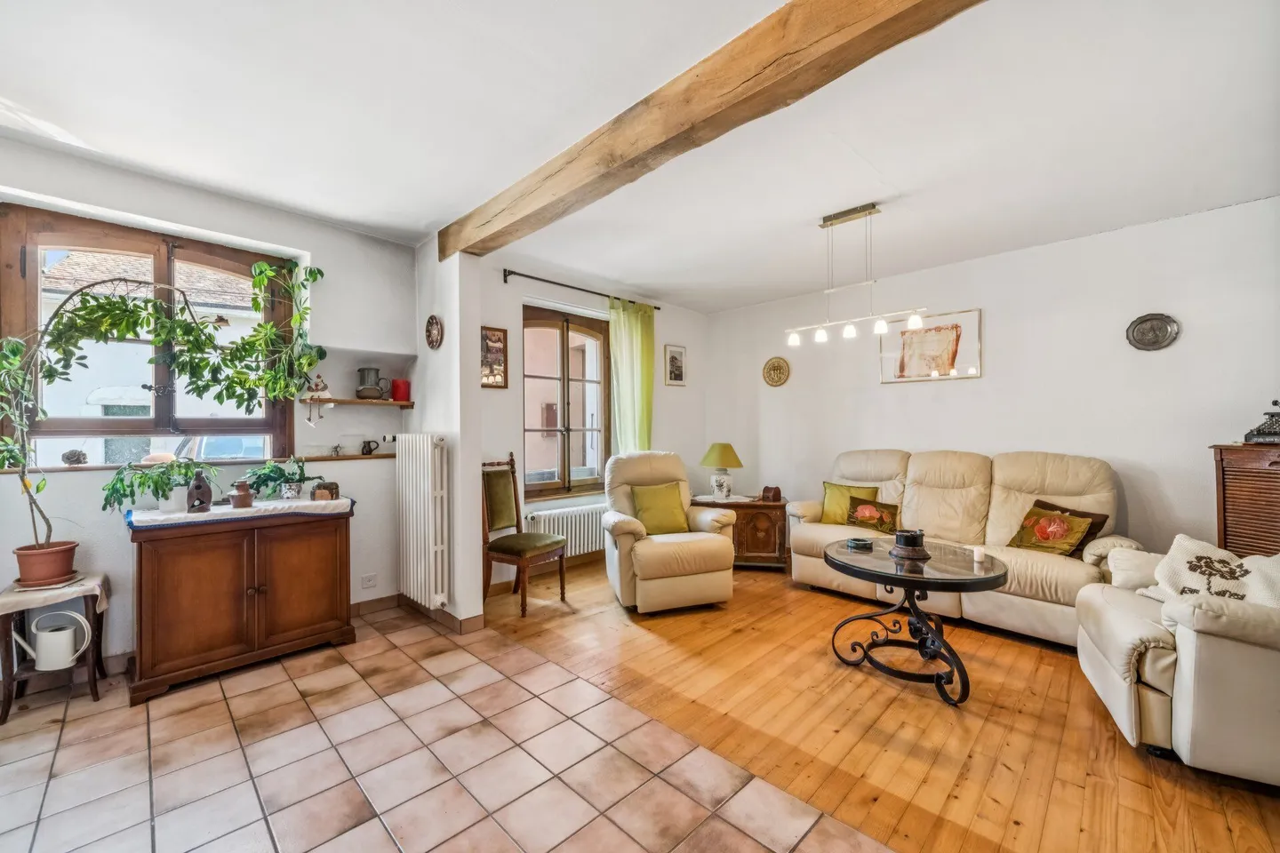 Village House with Great Potential - Photo 2 of 10
